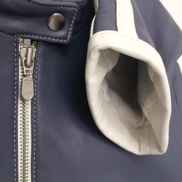 Danier Leather Jacket Size M - Picture 6 of 6